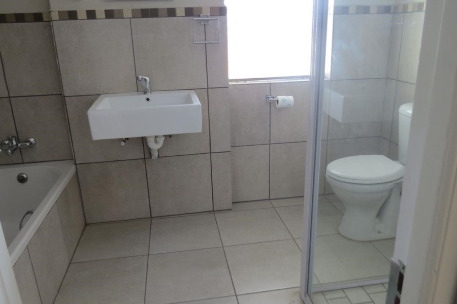 4 Bedroom Property for Sale in Stilbaai Wes Western Cape